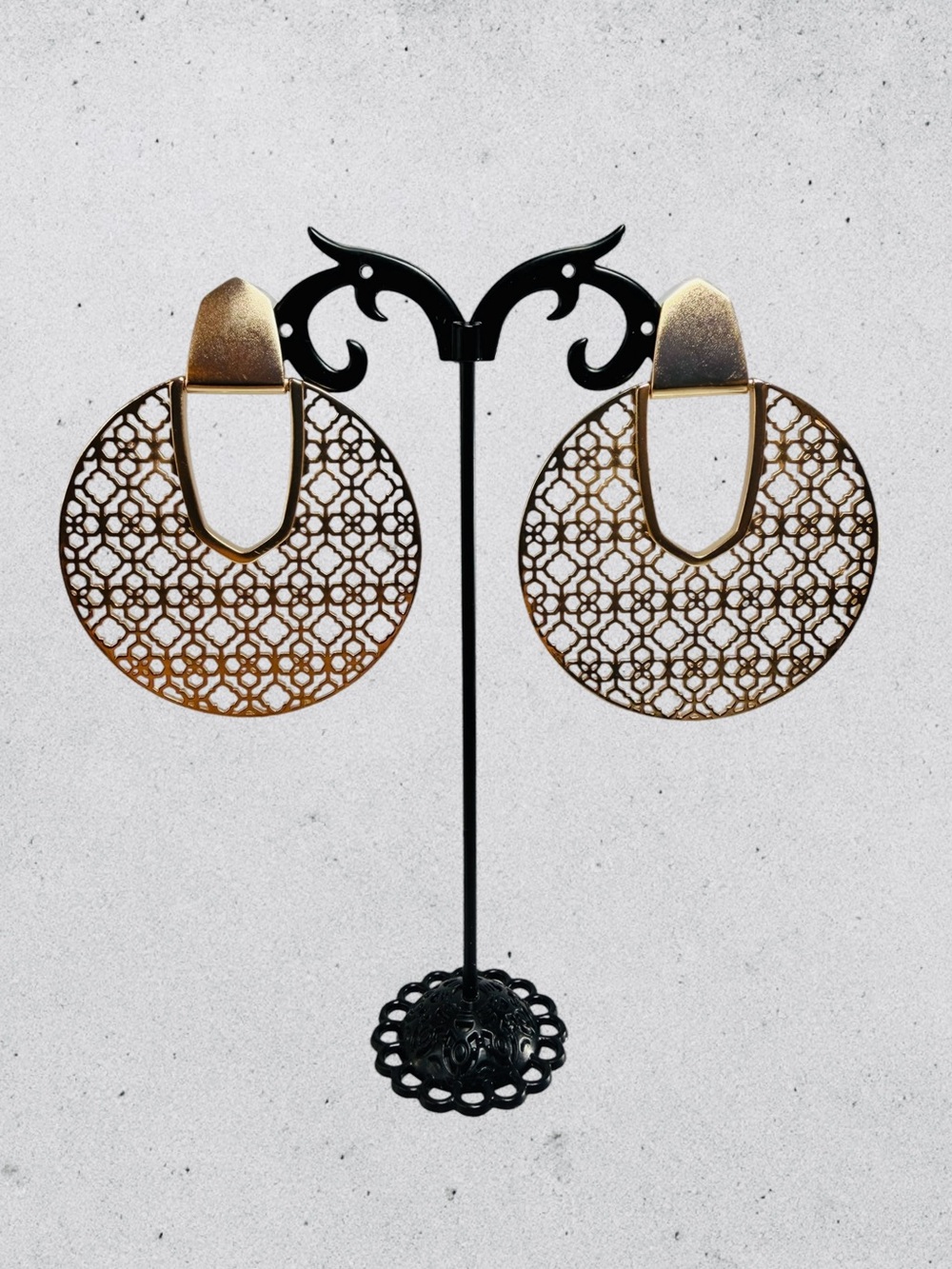 Kendra Scott Diane Stud Dangle Earrings Gold Tone Circle Sphere Logo Filigree